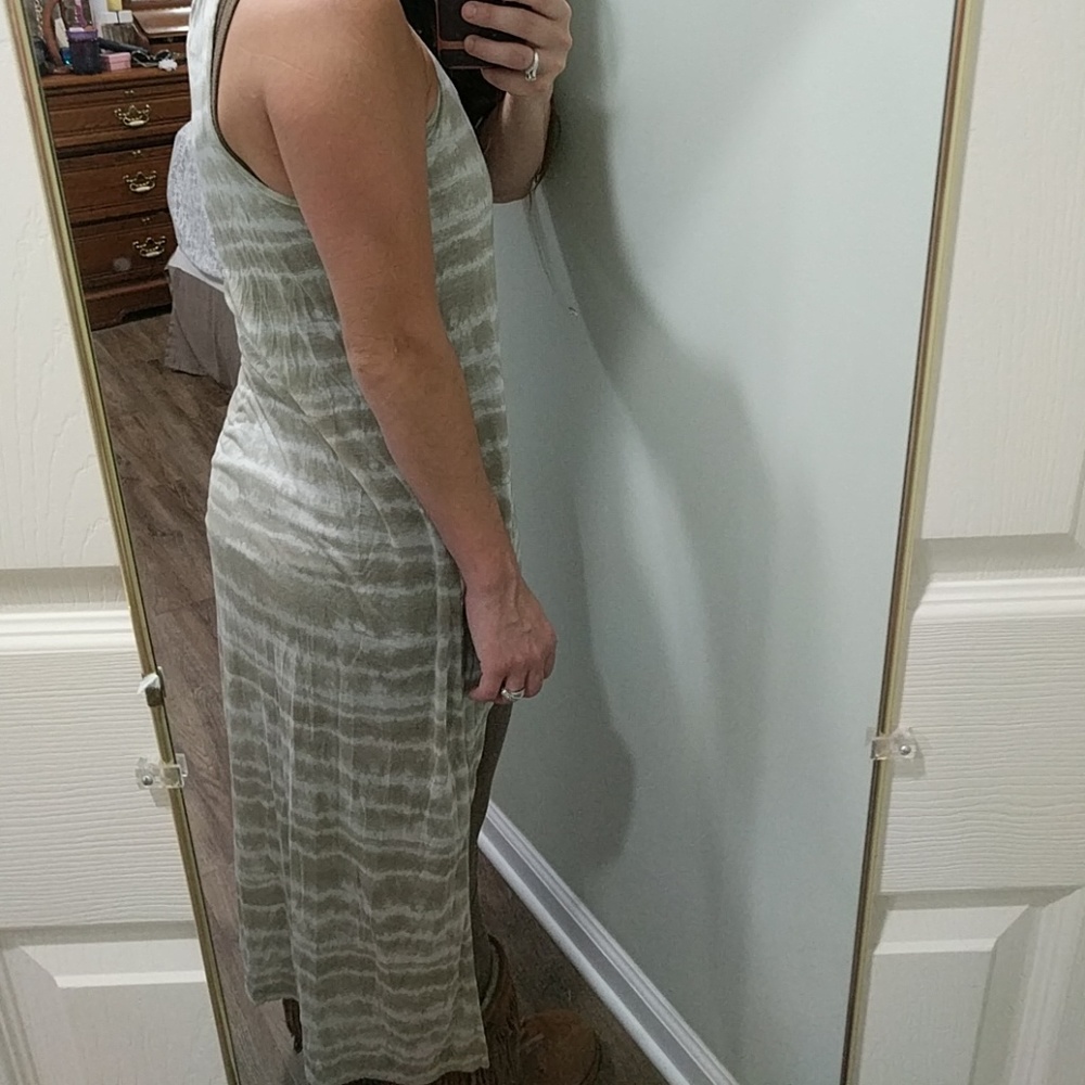 Express Top | Size Small - Picture 3 of 3